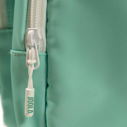 Joola Aria Small Duffle Bag zipper detail
